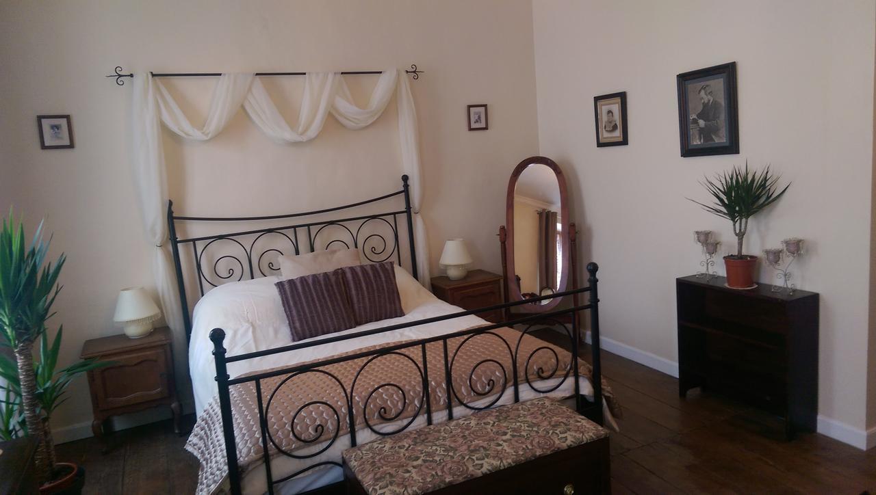 Bed and Breakfast Vingt Grand Rue à Champagne-Mouton Chambre photo